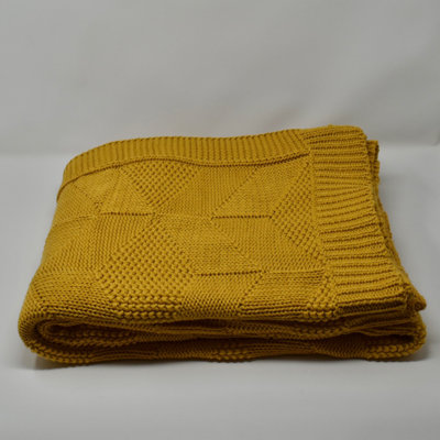 Knitted Throw Blanket