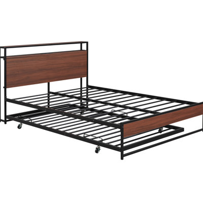 Lit plateforme en métal avec couchette et ports, avec lattes supportées. Pleine grandeur, noir. Aucun sommier tapissier requis pour la décoration de chambre à coucher