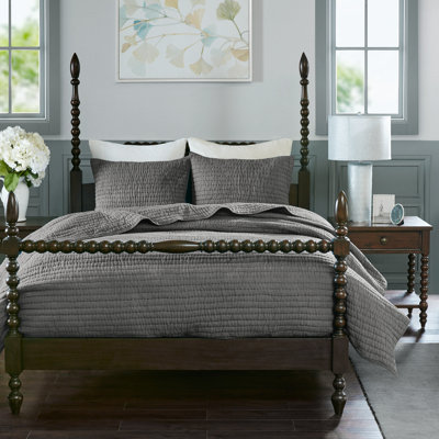 Serene 3 Piece Hand Quilted Cotton Quilt Set