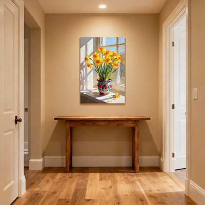 Plantes et fleurs, jonquilles ensoleillées dans un pot coloré
