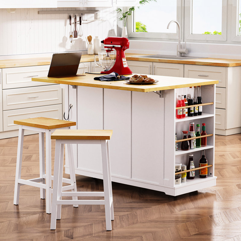 Îlot de cuisine blanc de 53 po avec 2 tabourets de bar, une centrale électrique, un côté ouvert, un abattant et un rangement multifonctionnel à 5 roulettes, une porte de rangement interne, 3 tiroirs