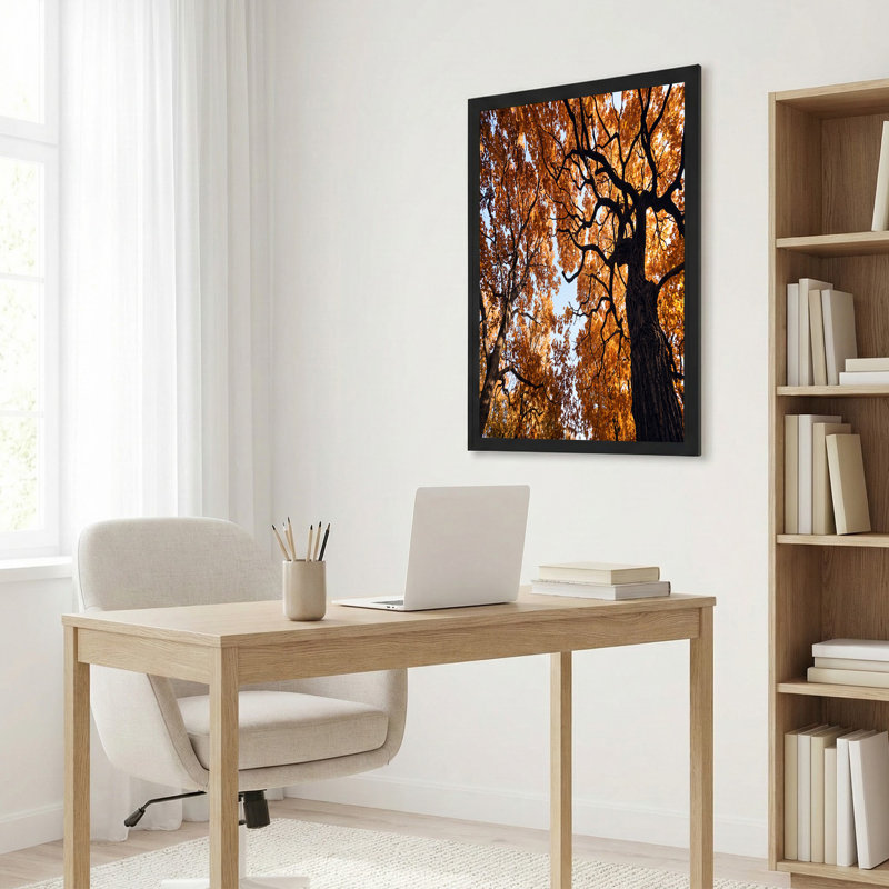 Art mural sur toile, "Towering Trees" avec feuilles d'automne dorées et ciel bleu, H 36 po x l 48 po