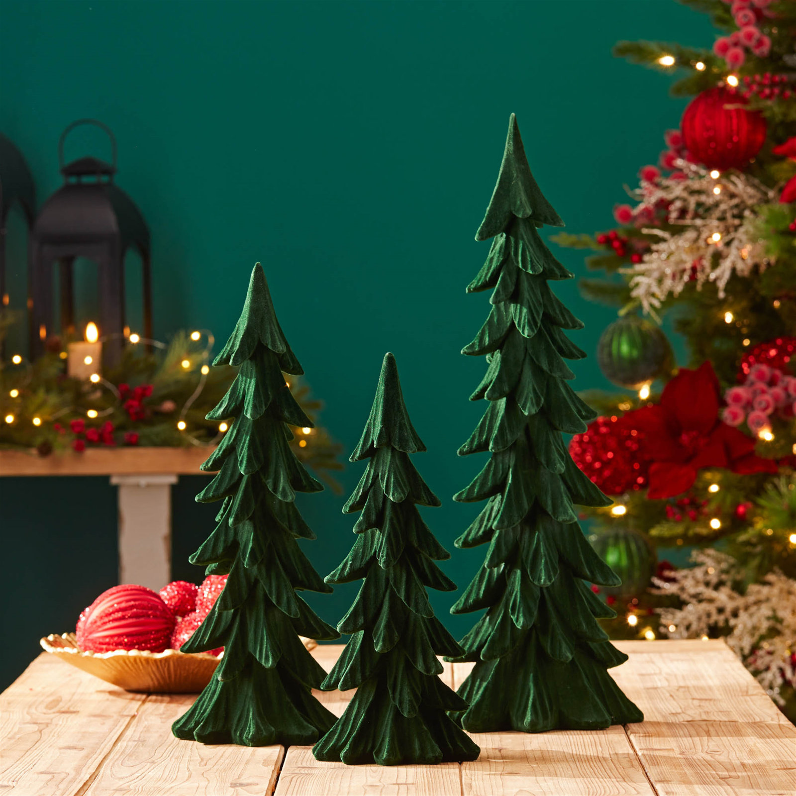 3-Piece Velvet Pine Tree Sculpture, Red