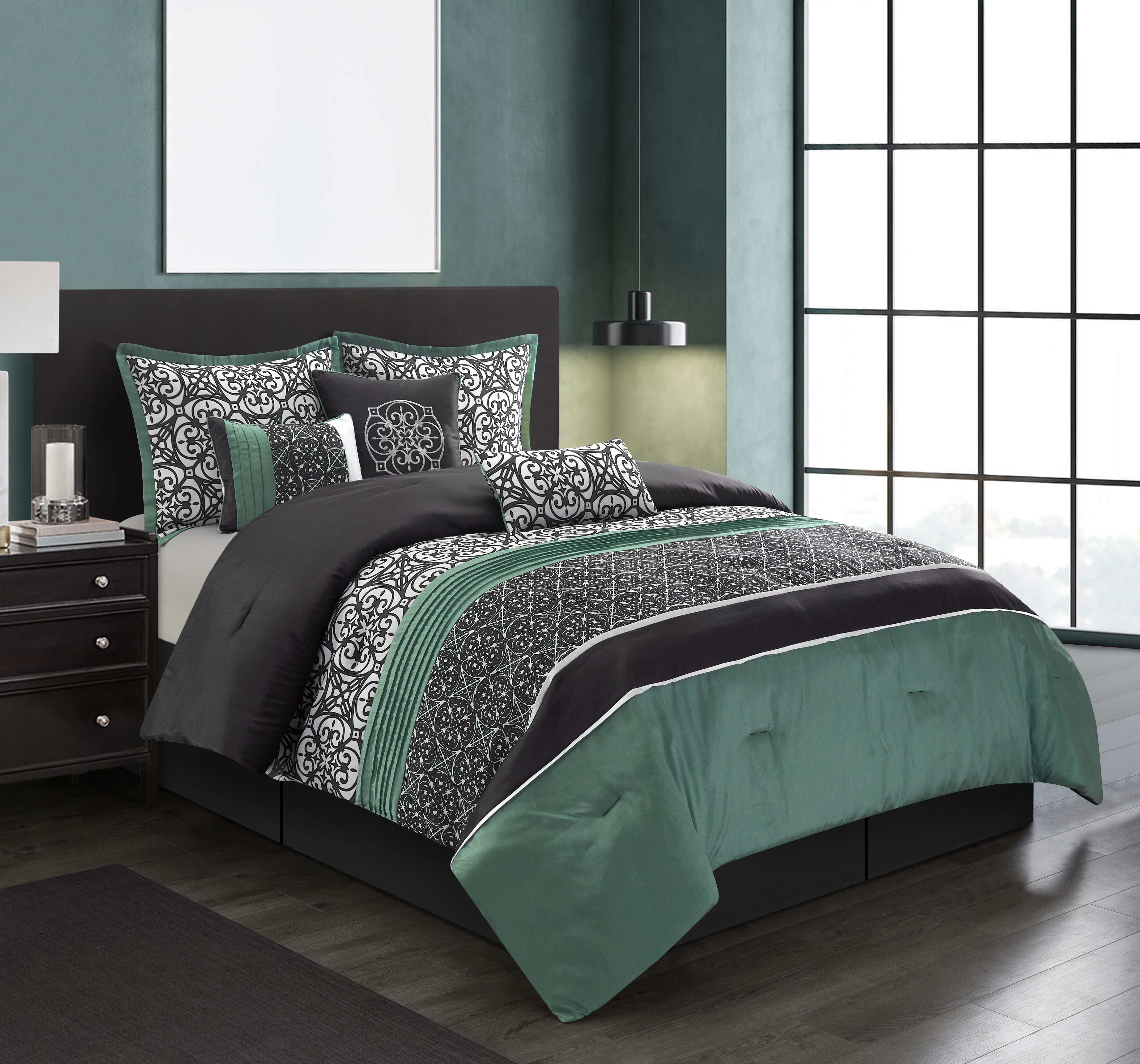 Josephina Reversible Comforter Set