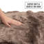Tapis de zone quartz de rose douce fait main poils longs en peau mouton Pliner-992513306