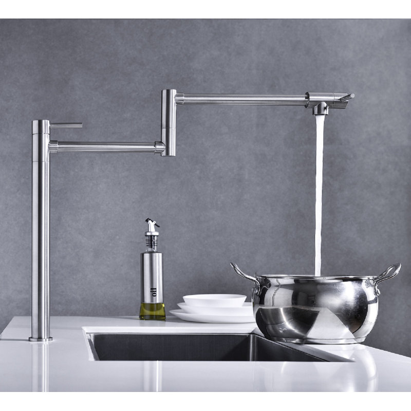 Robinet remplisseur rotatif avec accessoires