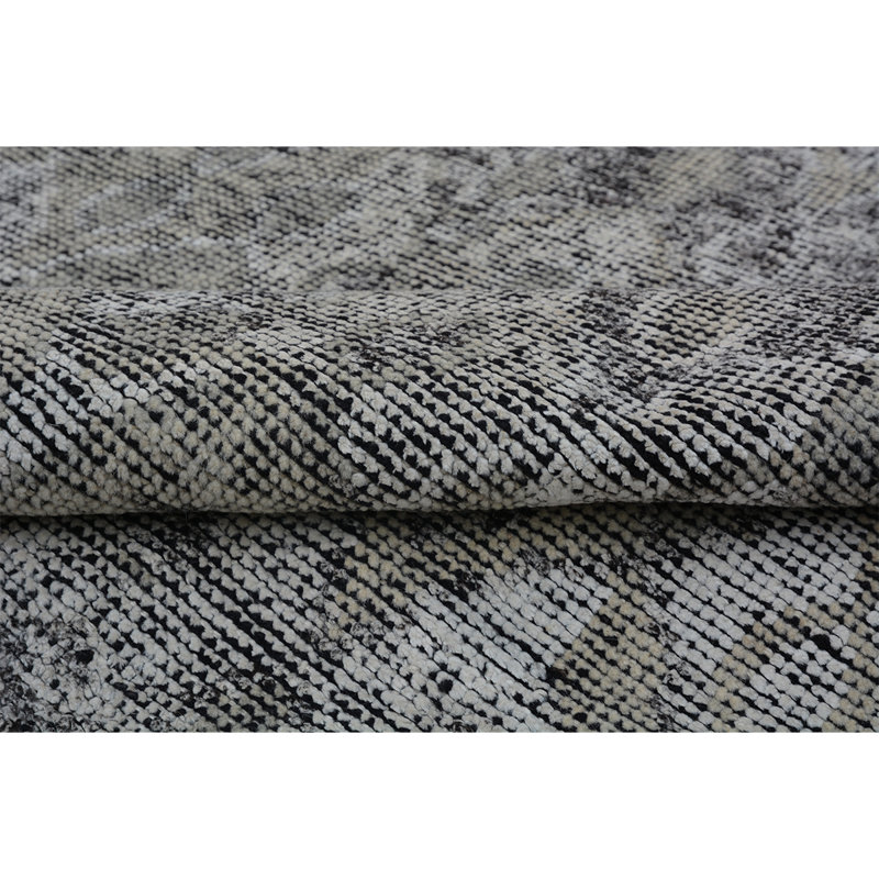 Wool Ikat Area Rug in Silver, Rectangle 8' x 10'