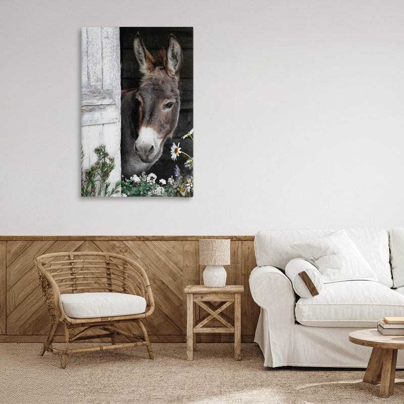 «Gentle Donkey Peering» de Barn Canvas, design par CAD Designs, H 36 po x l 24 po