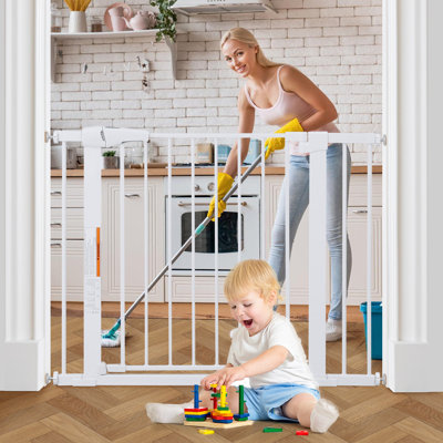 29.5"-43" Wide Pressure Mounted Baby Safety Gate Pet