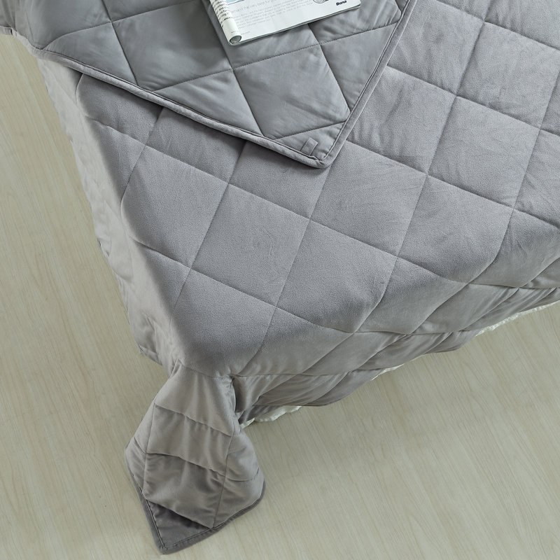Couverture pour chambre à coucher 2 en 1 Zavier, Gris, l 60 po x L 80 po, 25 lb