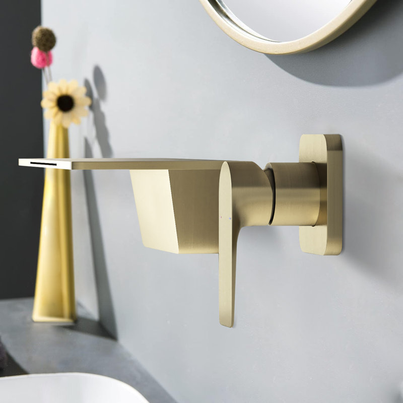 Single-handle Bathroom Faucet with Drain Assembly, Brushed Gold