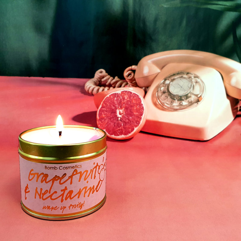 Grapefruit And Nectarine Scented Jar Candle