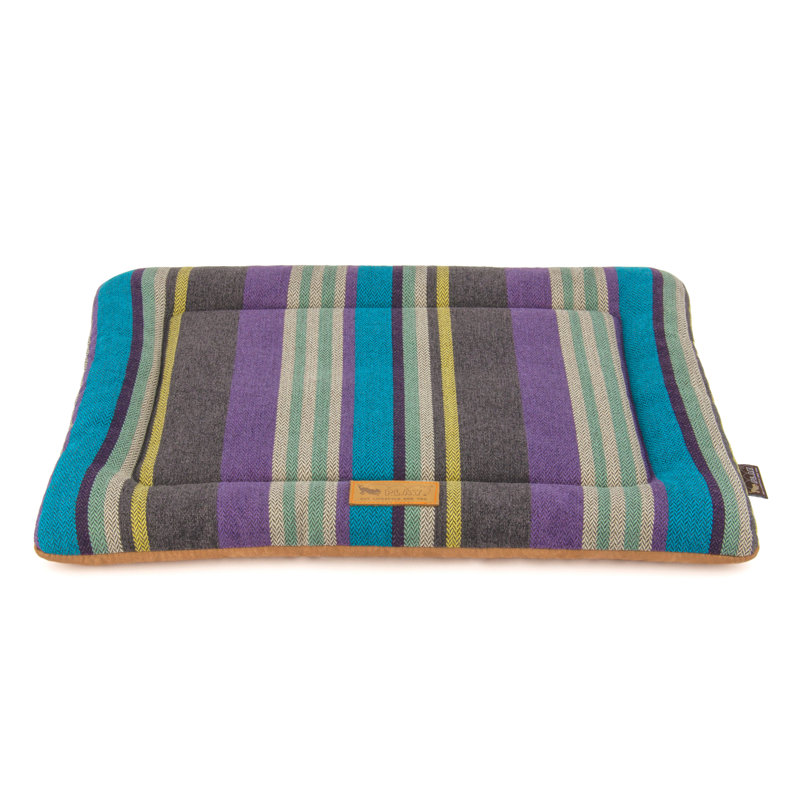 Horizon Collection Striped Washable Pet Bed, Extra Large (1.9" H x 42" W x 28" D)