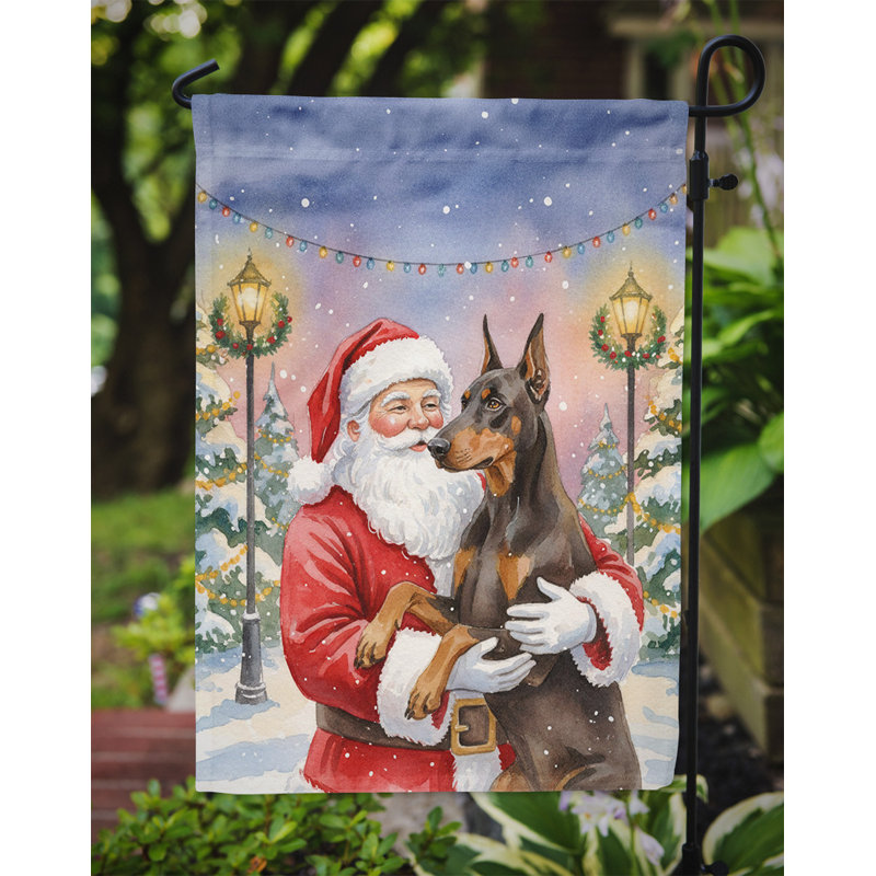 Doberman pinscher fauve avec le drapeau du jardin du père Noël, Taille du jardin, Doberman pinscher fauve