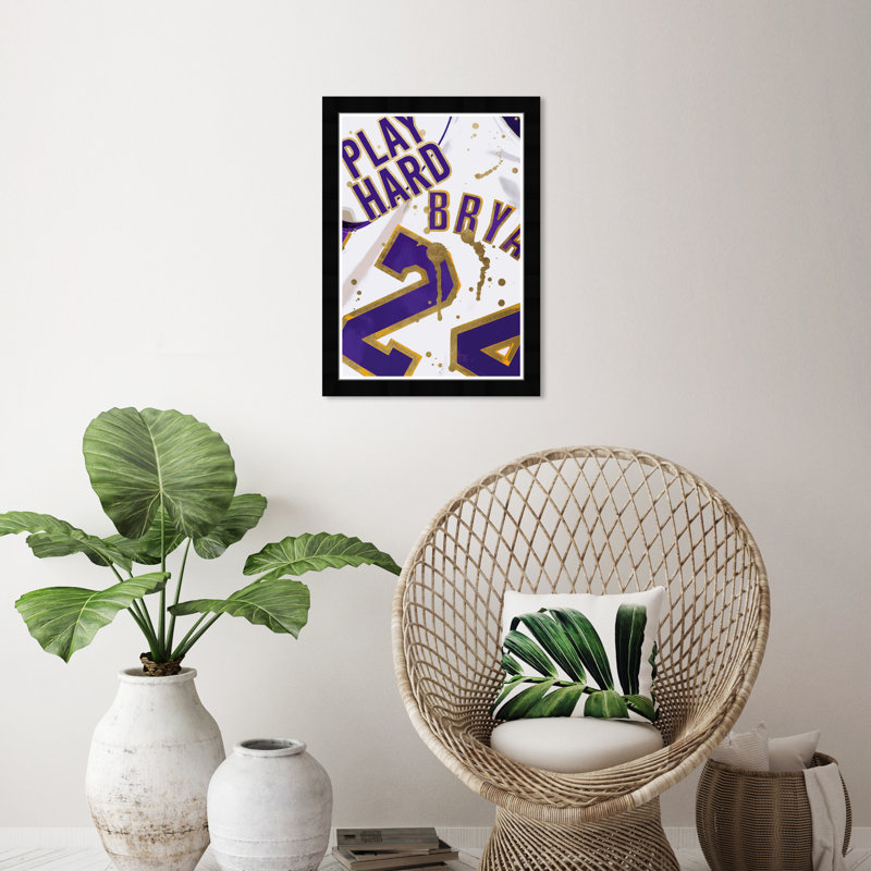 «Sports and Teams Play Hard Basketball Jersey», impression sur papier blanc, Noir