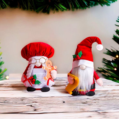 Chef Themed Mr And Mrs Claus Cookin It Up Gnomes Set, Christmas Santa Holiday Home Large Tabletop Decor -  The Holiday Aisle®, A93B781A233E41EFAD94A74B2309AF8E