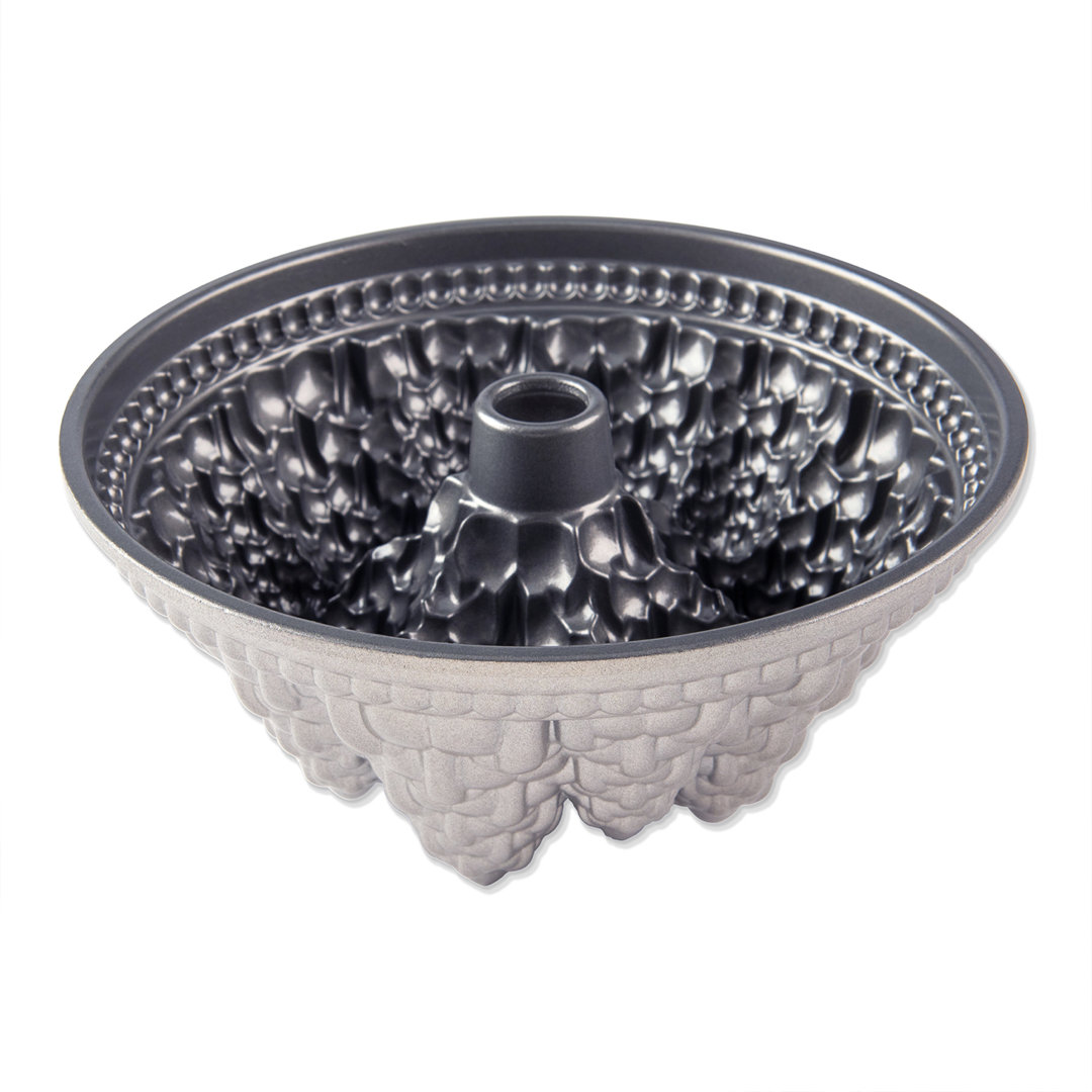 Nordic Ware Classic Cake Pan