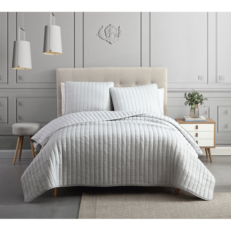 Light Gray King Reversible Polyester Quilt Set