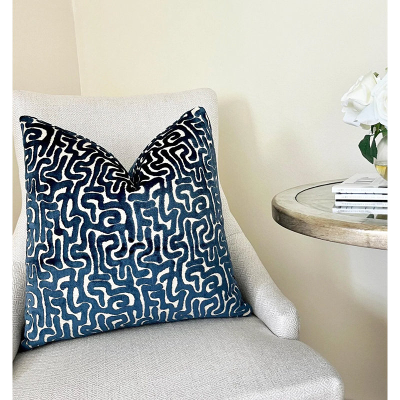 Housse de coussin Velvet Maze, Carré 22 po, Marine