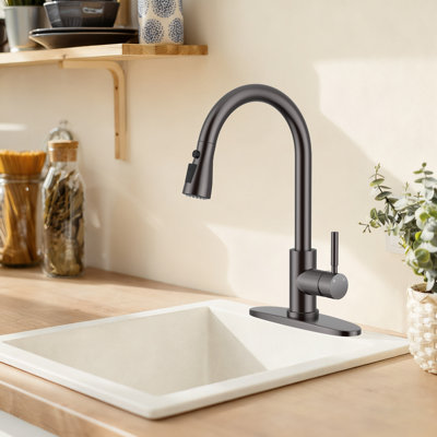 Robinet de cuisine commercial à grande arche pour éviers | Finition durable bronze industriel | Tuyau rétractable de 20 po avec pulvérisateur rétractable 3-en-1 (jet, jet, pause), acier inoxydable 304, valve en céramique, bec en col de cygne, convient aux bars, aux véhicules récréatifs et aux lavabos utilitaires
