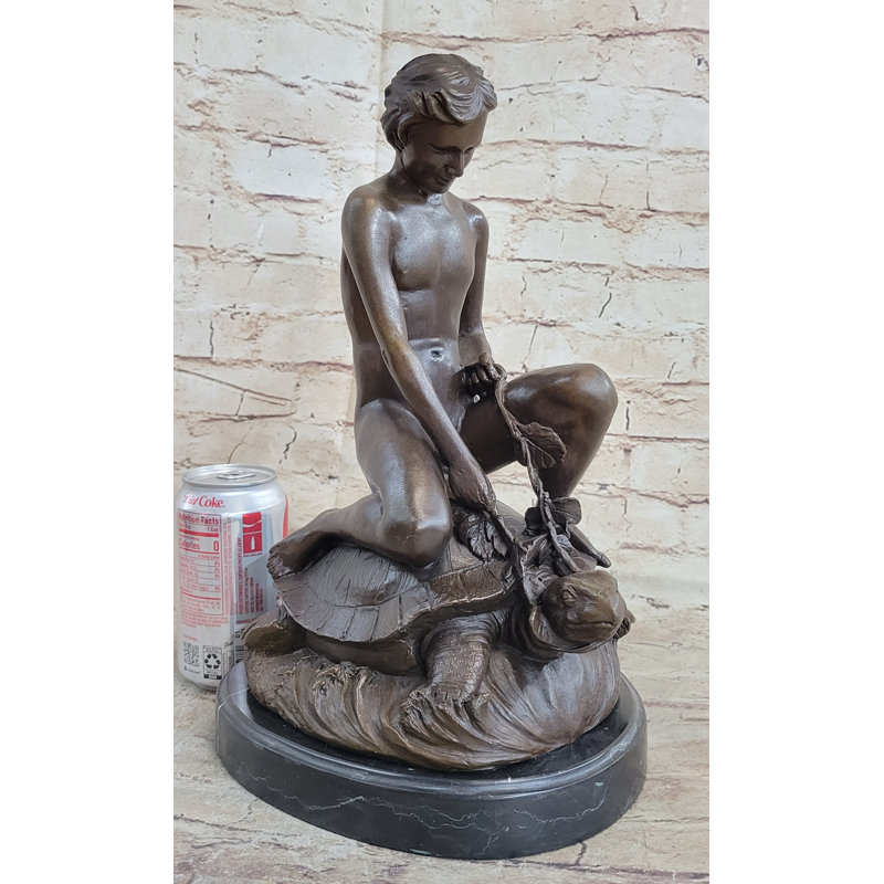 Figurines et sculptures Esaiah