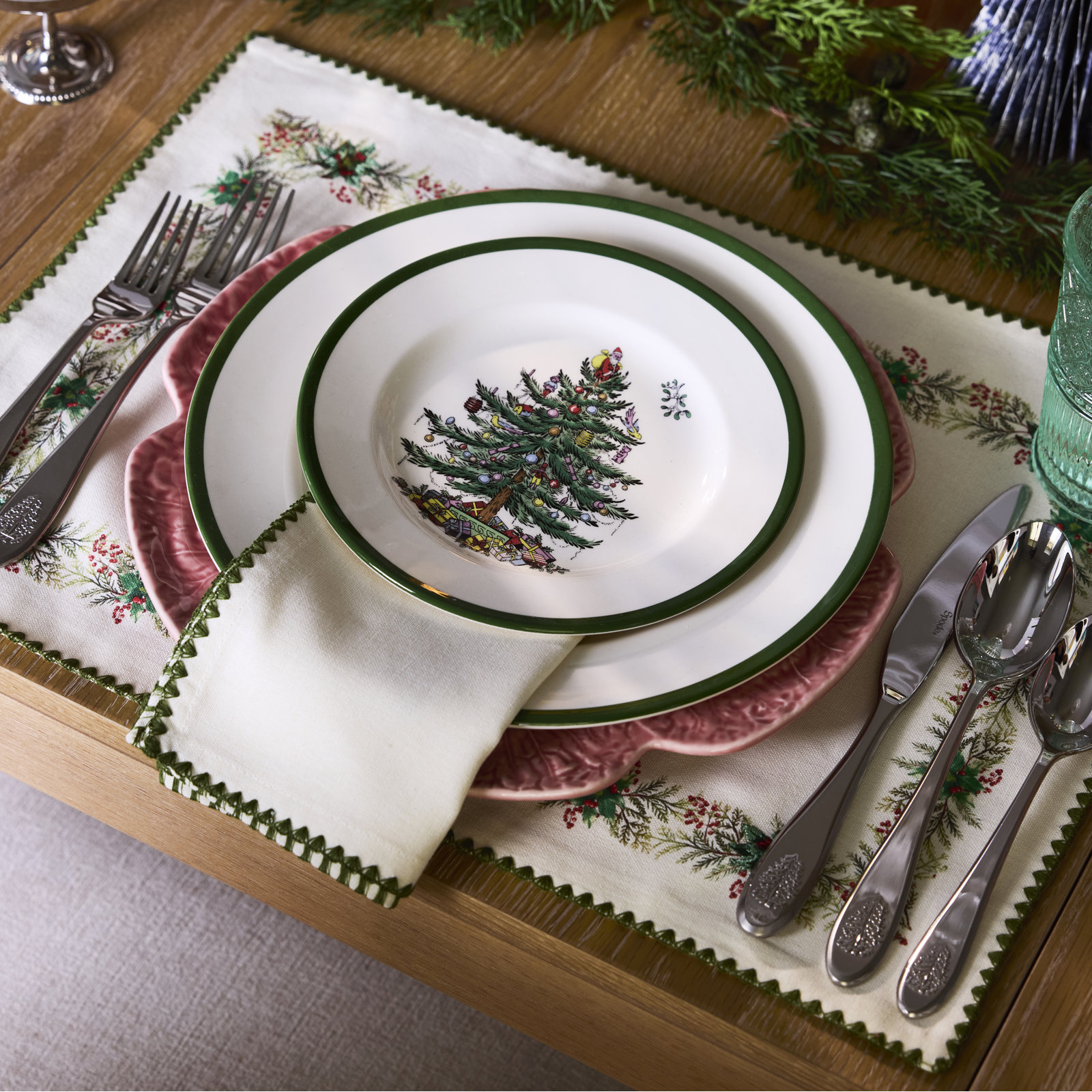 Holly Cotton Placemat