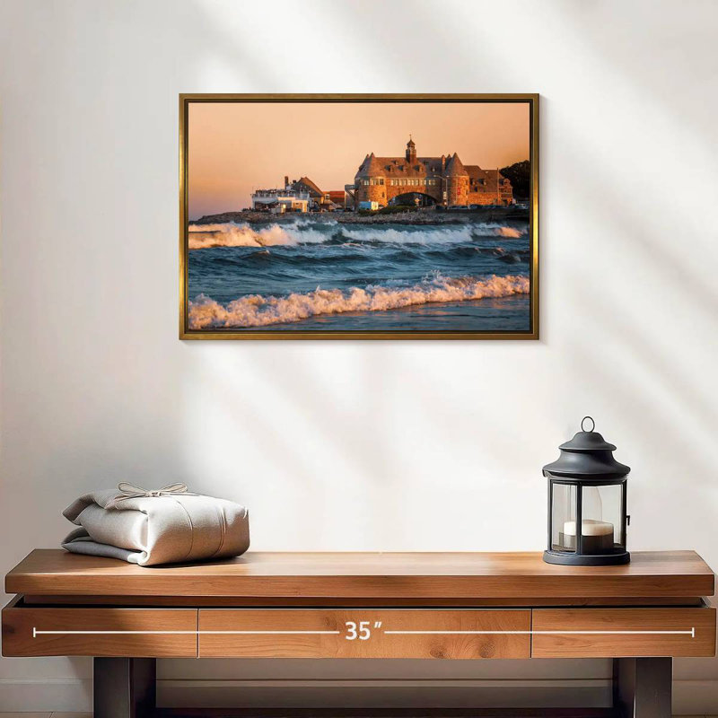 Narragansett Towers, 19 po x 13 po, Cadre flottant doré