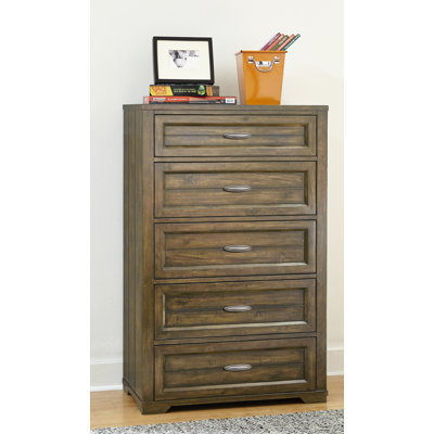 Logan Kids 5 - Drawer Chest