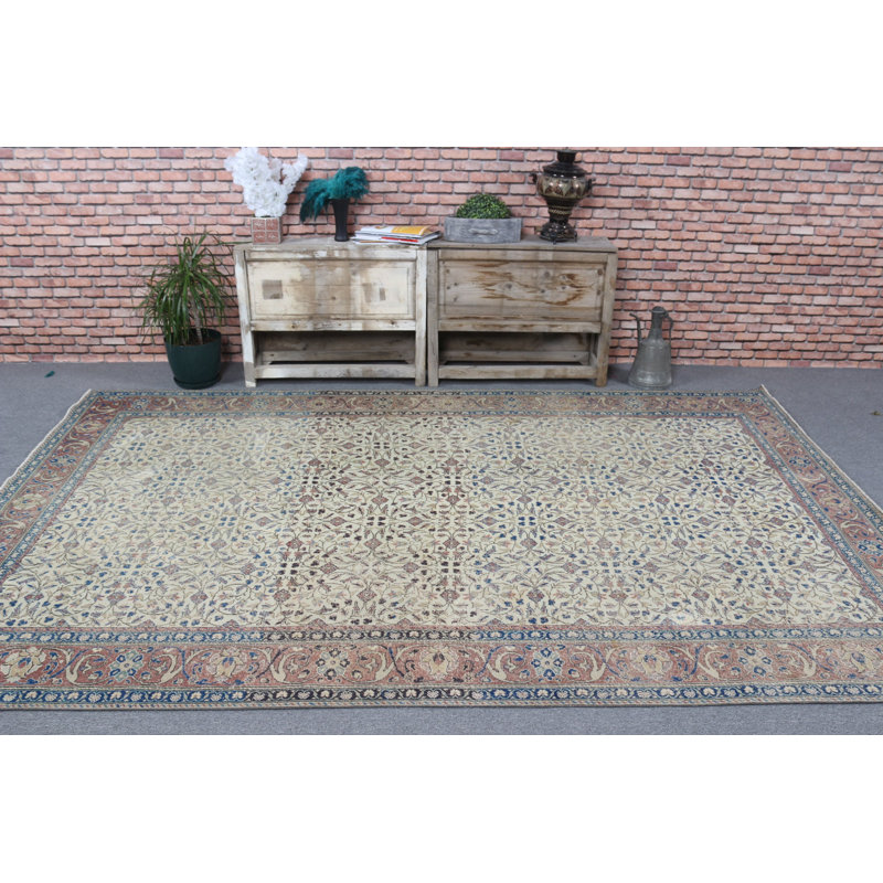Tapis turc rétro en laine fabriqué à la main avec un grand motif floral beige