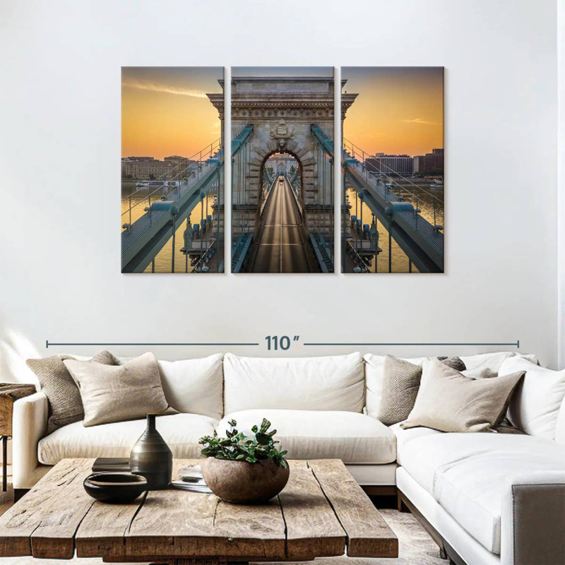 Nicci Szechenyi Chain Bridge, 48" H x 74" W
