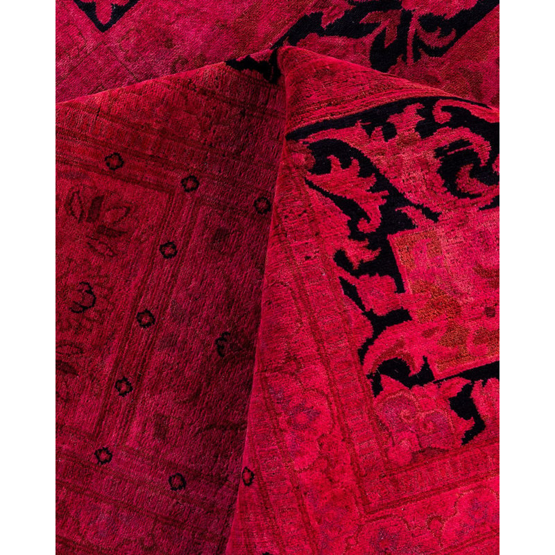 Tapis unique rose / noir 10 pi 1 po x 14 pi Overyed
