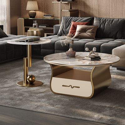 Table basse légère et luxueuse