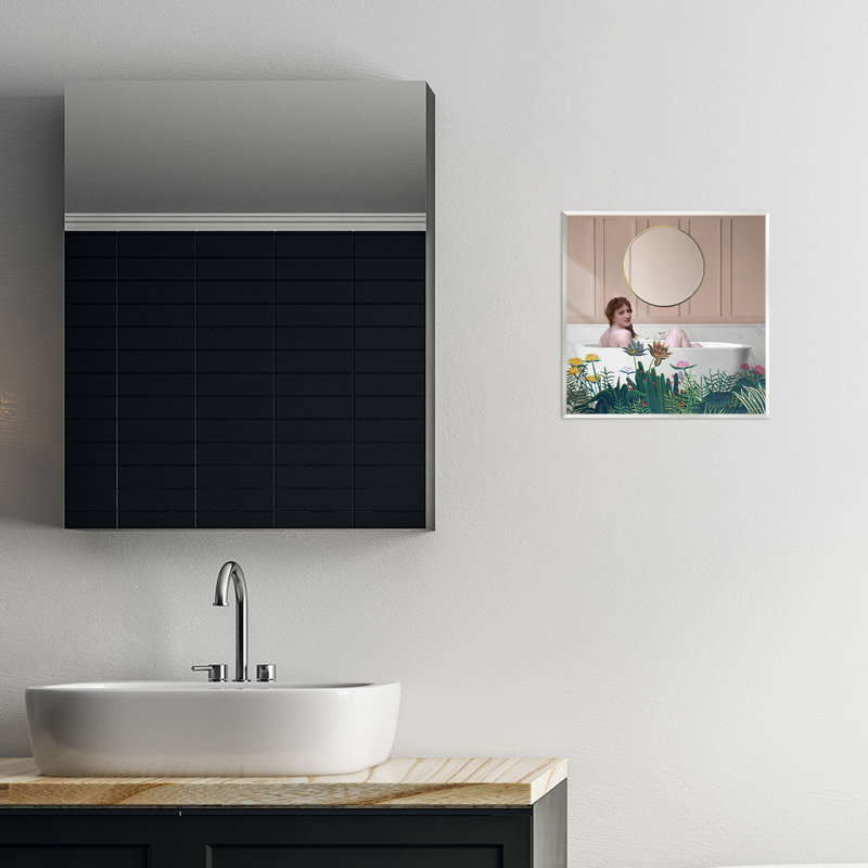 Plaque murale rétro "Lady in Bath", design par Seven Trees Design