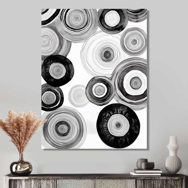 Cercles radiaux en monochrome - décor géométrique abstrait en métal, impression moderne sur métal, 30" W x 40" H