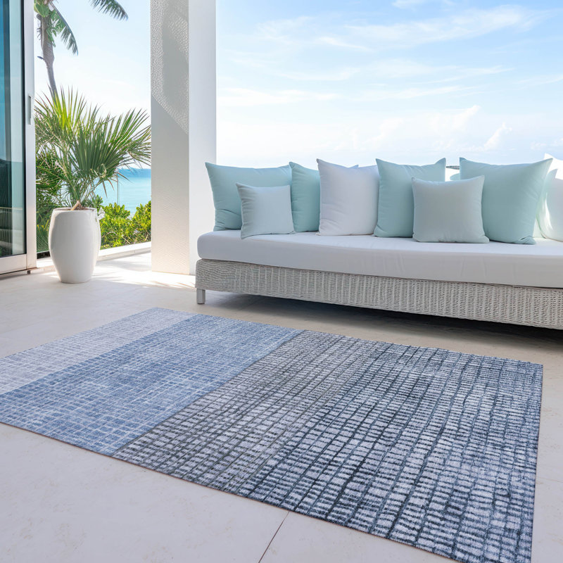 Tapis bleu intérieur / extérieur lavable à la machine Xhevrie, Rectangle 10 pi x 14 pi