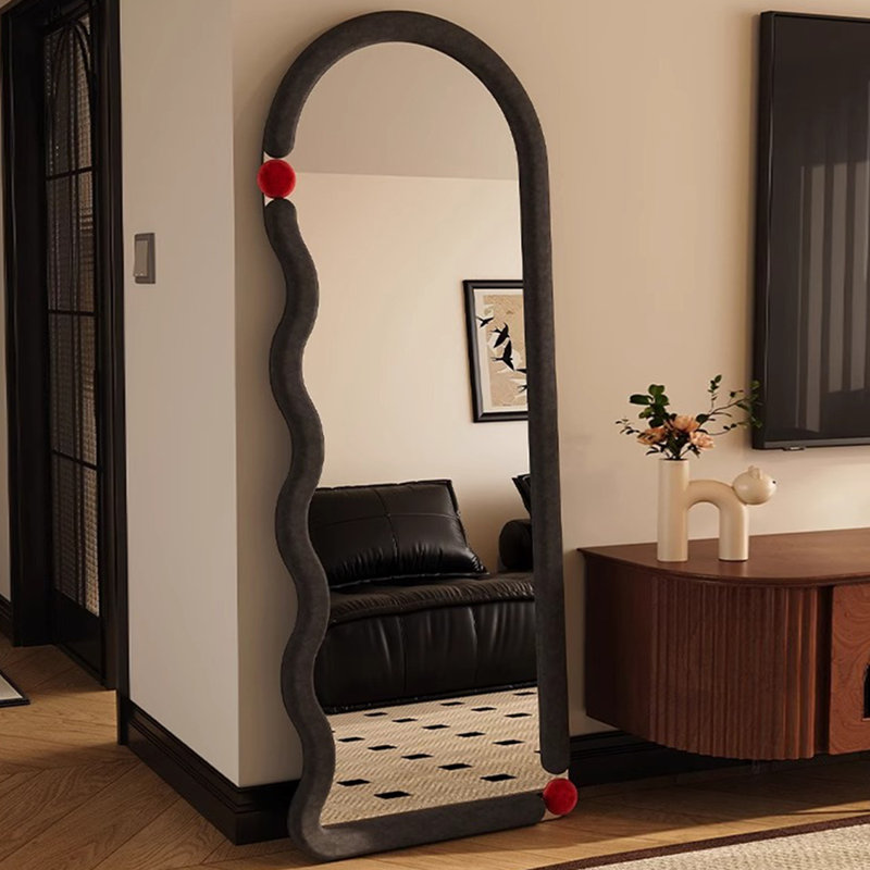 Miroir pleine grandeur de style moyen âge