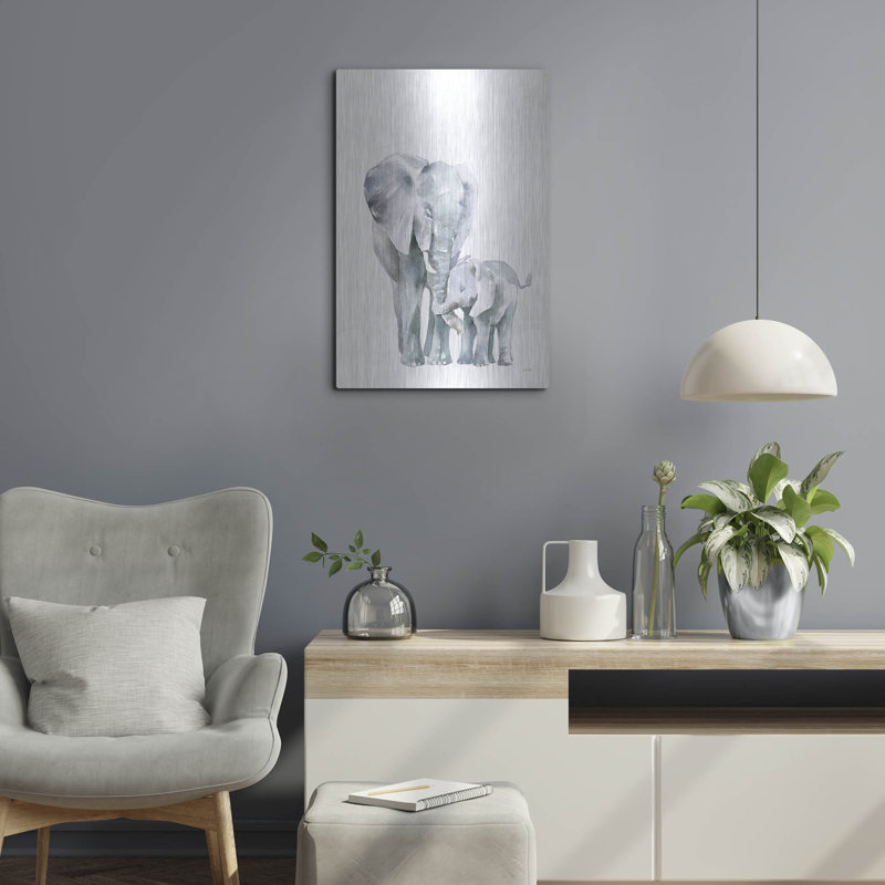 «Mama Elephant On White» par Katrina Pete, art mural en métal, 16 po x 24 po
