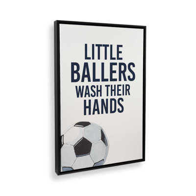 Les petites balleuses se lavent les mains