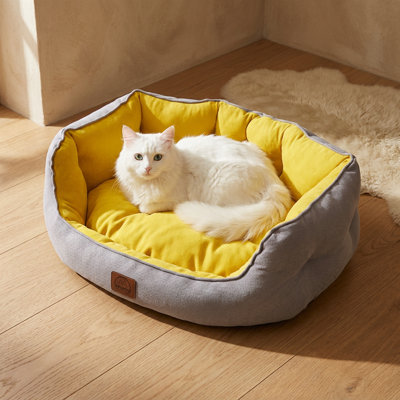 Nestle Yellow Comfort Pillow Cat Bed