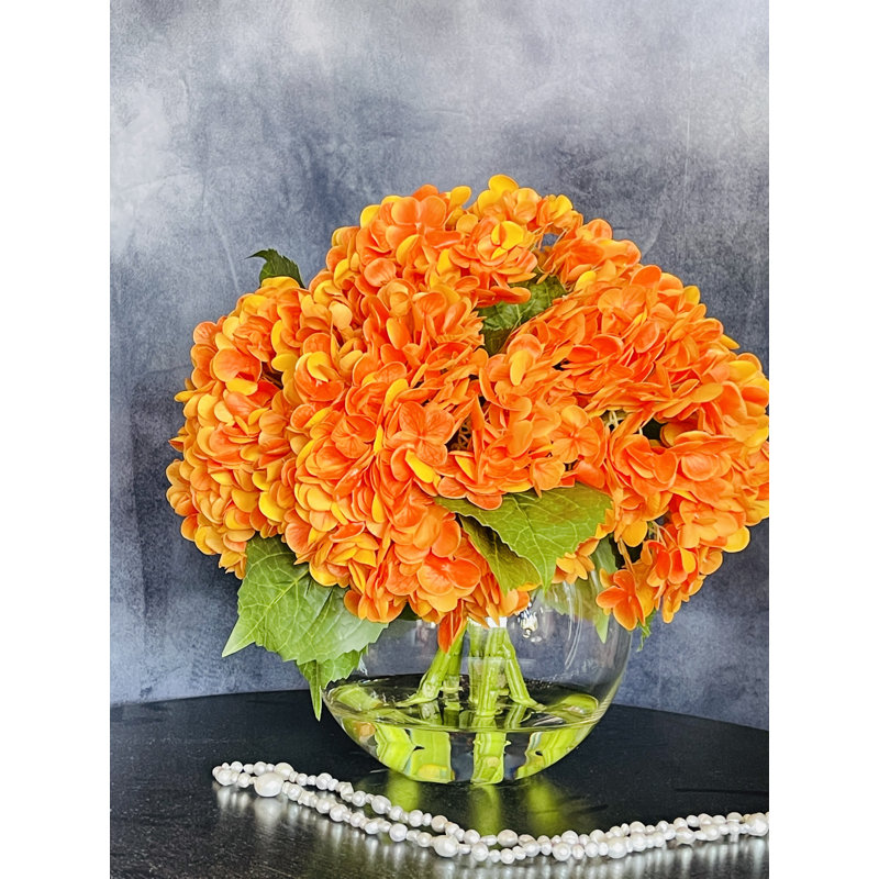 Véritable hydrangée dans un vase, Orange Color