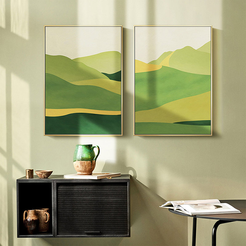 Deux peintures décoratives de paysages de montagne verte et de tentures murales, H 31,5 po x l 23,62 po