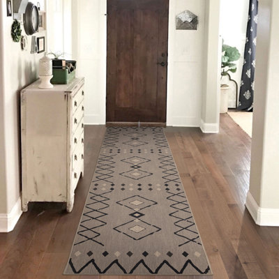 JUTA Machine Washable Moroccan Geometric Diamond Design Performance Area Rug Brown Black Non-Slip Backing