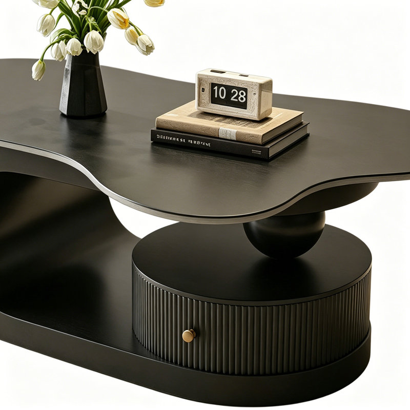 Quinlynn, Black