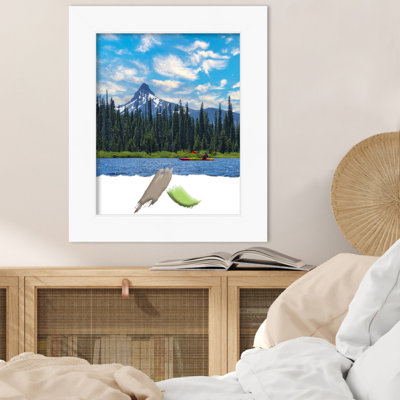 Friedlenchen White Single Picture Frame
