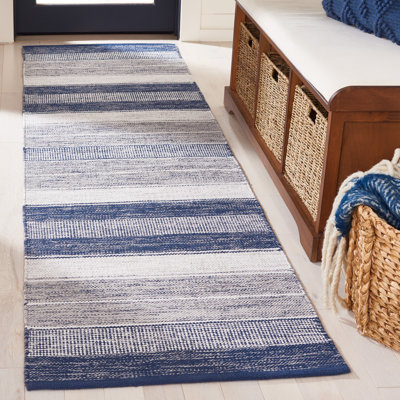 Maury Area Rug in Grey / Blue