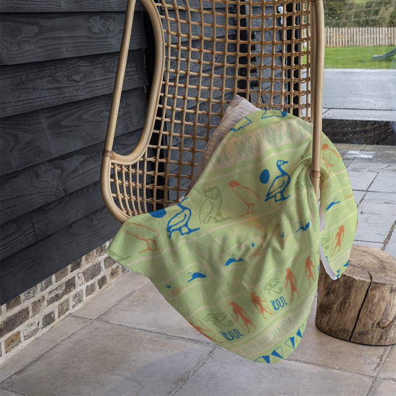 Pullin Quilted Throw Blanket
