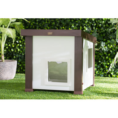 Achilles ECOFLEX Durable Outdoor Cat House with Elevated Base & Ventilation