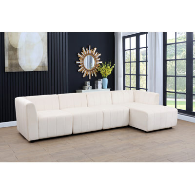 Jonross Upholstered L-Shaped Sectional Right Hand Facing