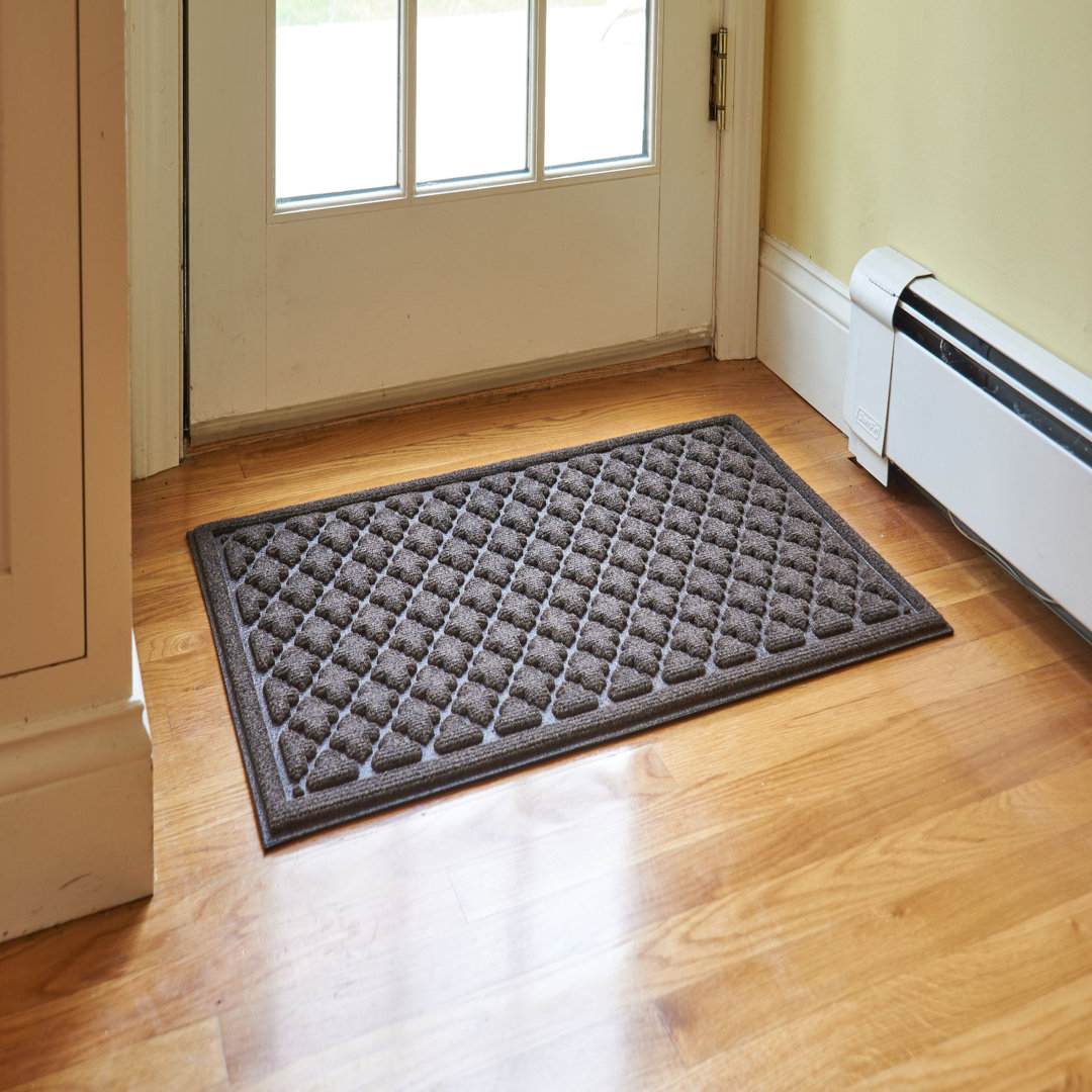 Rockland Non-Slip Geometric Outdoor Doormat Sol 72 Outdoor™ 