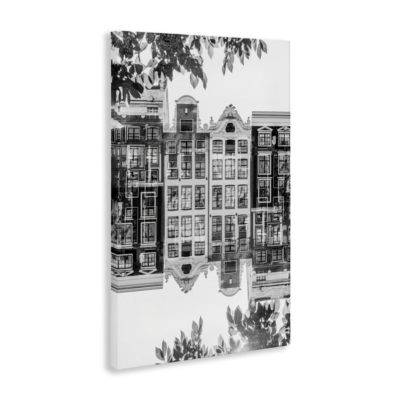 Toile réfléchie avec paysage urbain, design par Robin Vandenabeele, H 24 po x l 16 po